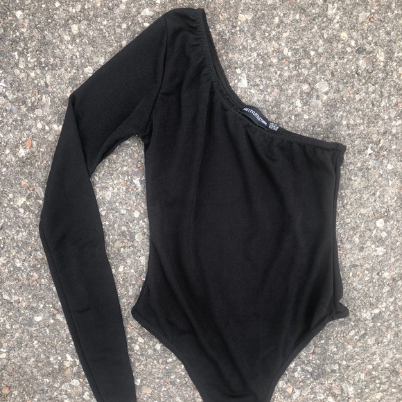 Pretty Little Thing Body suit - Picture 1 of 2